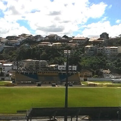 ILHÉUS: DINIZ ESTÁ CHEGANDO PARA PRÉ-VISTORIA DO ESTÁDIO MÁRIO PESSOA.