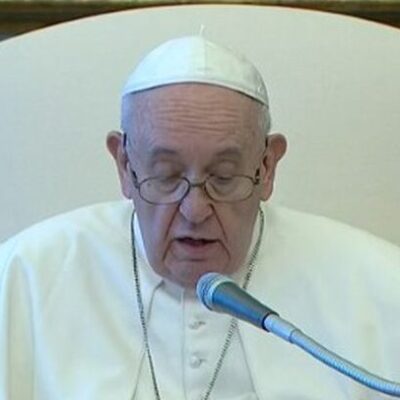 Papa abre caminho à beatificação de João Paulo I