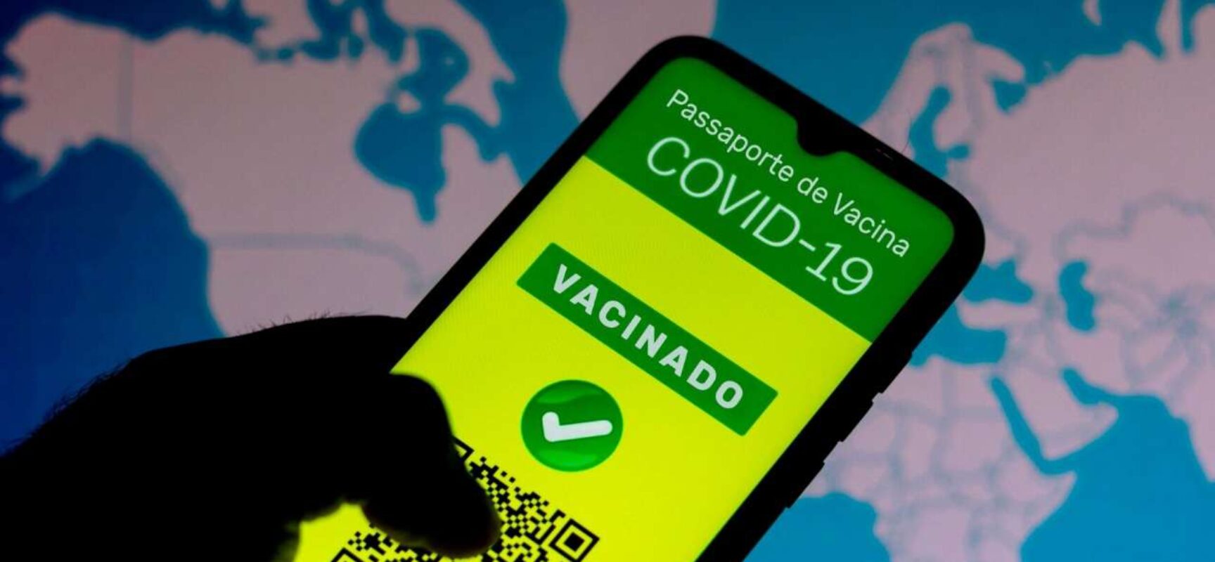 Passaporte da vacina é constitucional, diz advogado