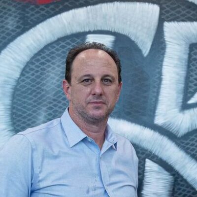 São Paulo acerta com o técnico Rogério Ceni