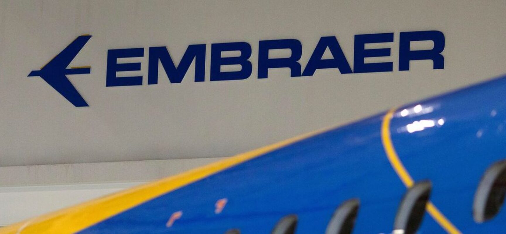 Venda de aviões impulsiona ações da Embraer na Bolsa de Valores