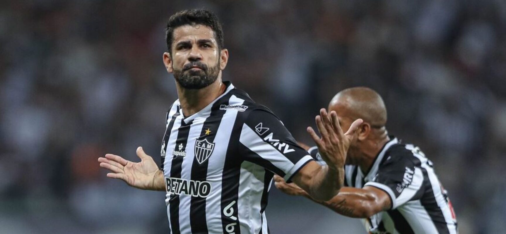 Atlético-MG vence Corinthians e dá mais um passo rumo ao título