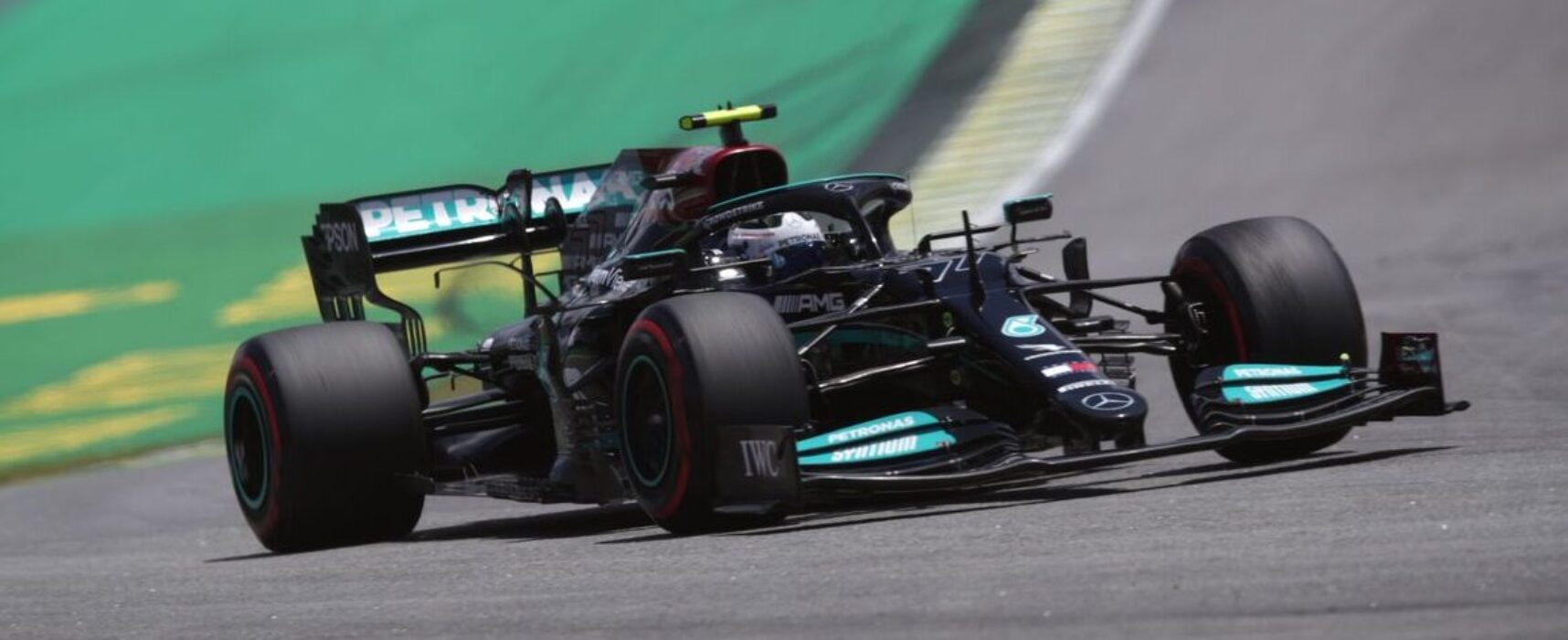 Bottas largará da pole no GP de São Paulo; Verstappen amplia liderança