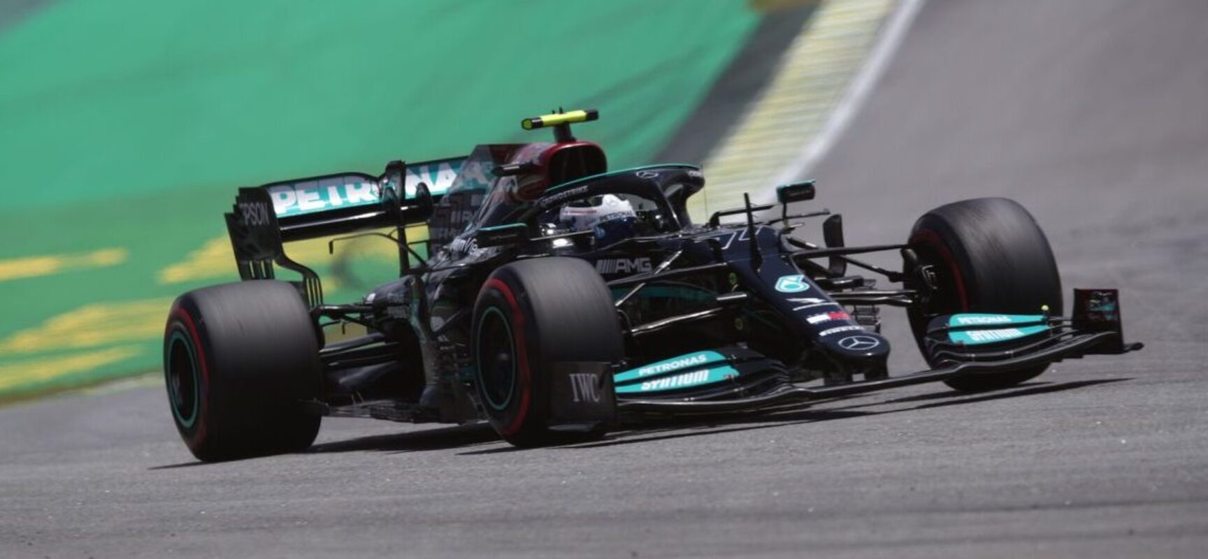 Bottas largará da pole no GP de São Paulo; Verstappen amplia liderança