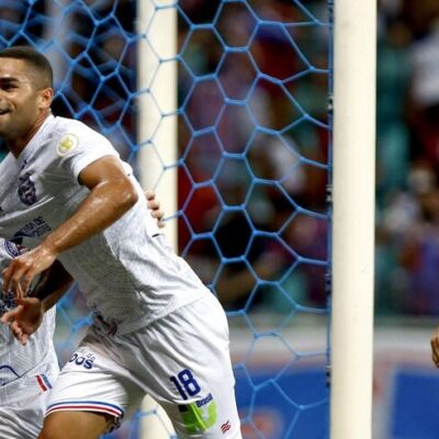 Brasileiro: Bahia derrota Grêmio por 3 a 1 e deixa Z4