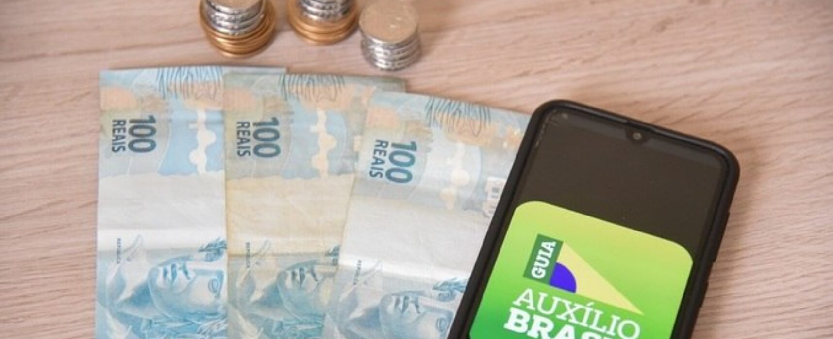 Caixa divulga calendário de pagamento do Auxílio Brasil