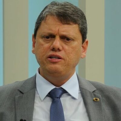 Concessões devem dobrar ferrovias no país em 15 anos, diz ministro