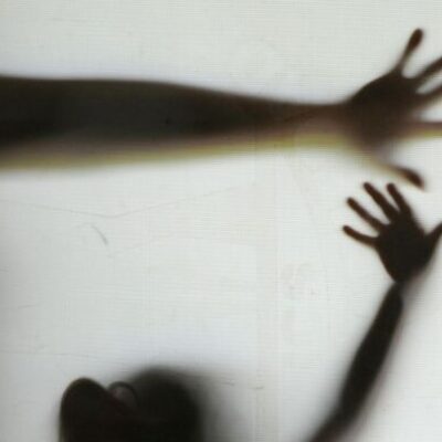 Deputada sugere ao governo criação de auxílio para mulheres vítimas de violência