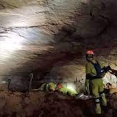 Desabamento de caverna em São Paulo deixa nove mortos