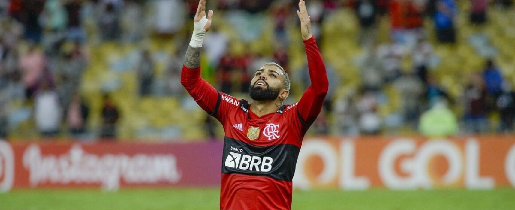 Flamengo vence Bahia e continua sonhando com o Brasileiro