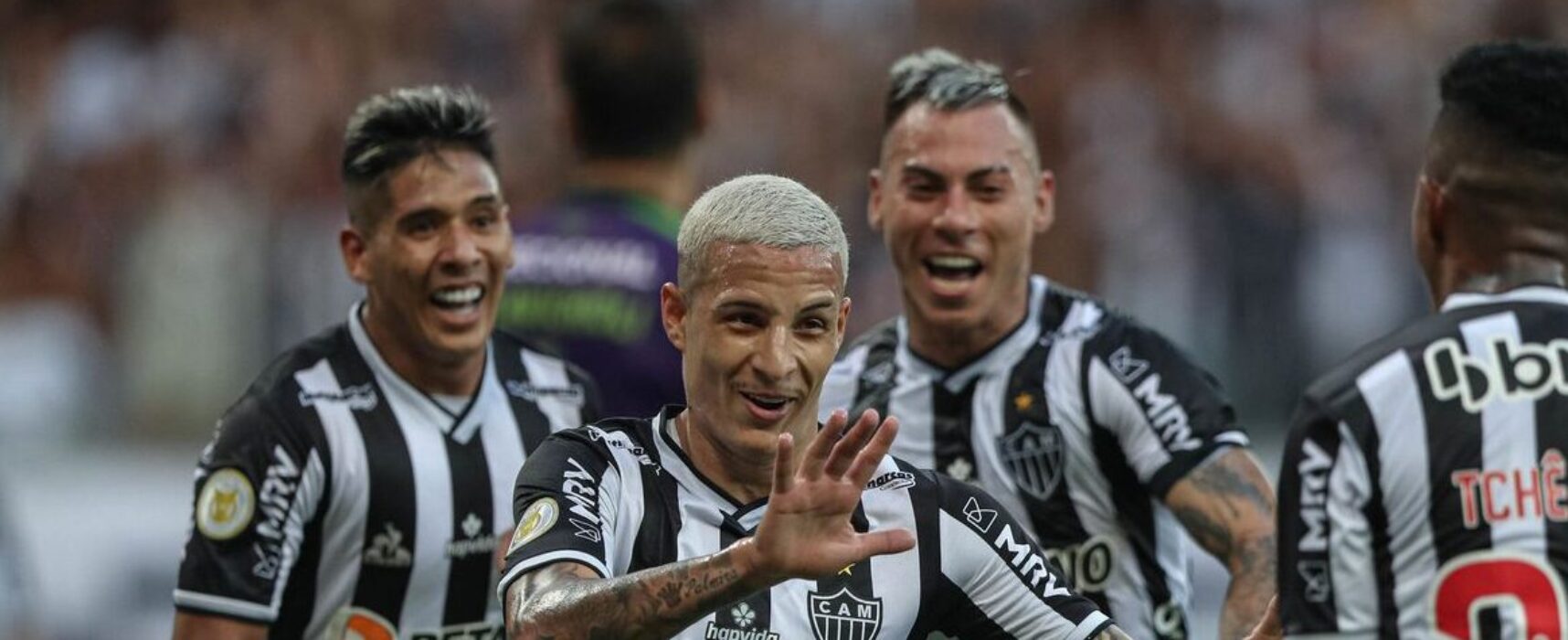 Galo bate o América e se mantém firme na ponta do Brasileirão: 1 a 0