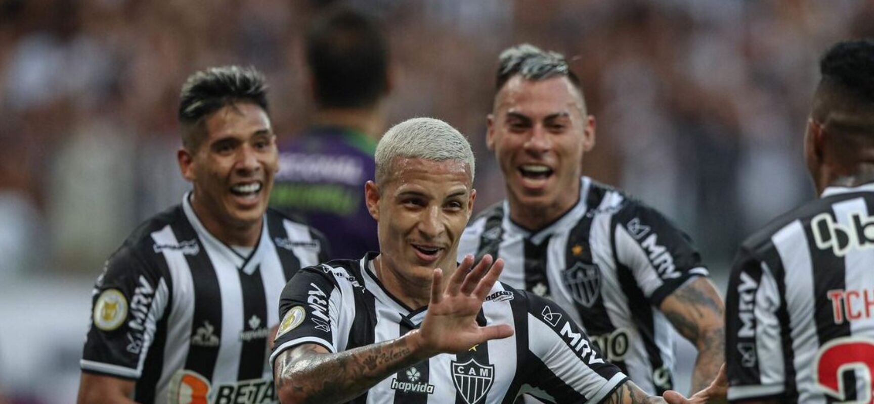 Galo bate o América e se mantém firme na ponta do Brasileirão: 1 a 0