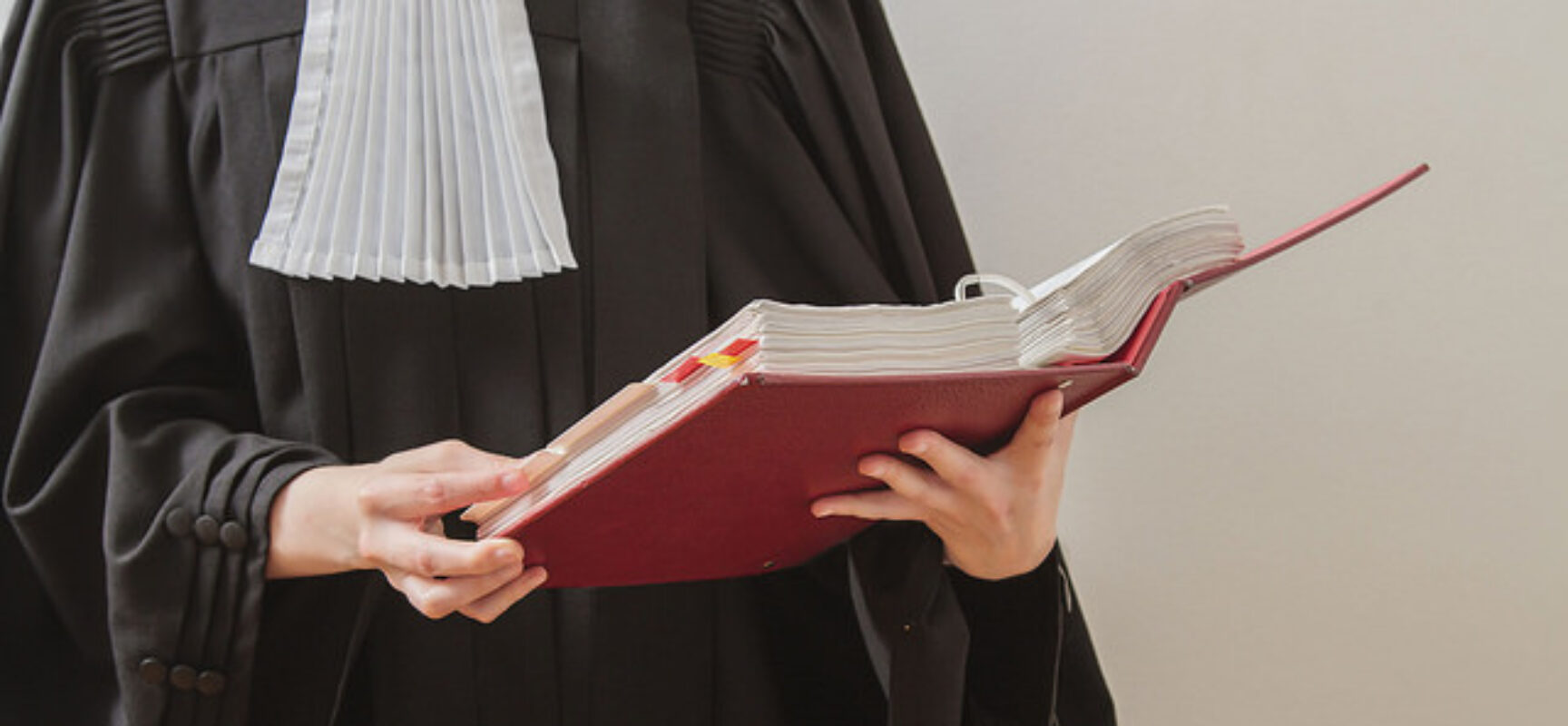 Pesquisas revelam dificuldades enfrentadas pelas mulheres na magistratura
