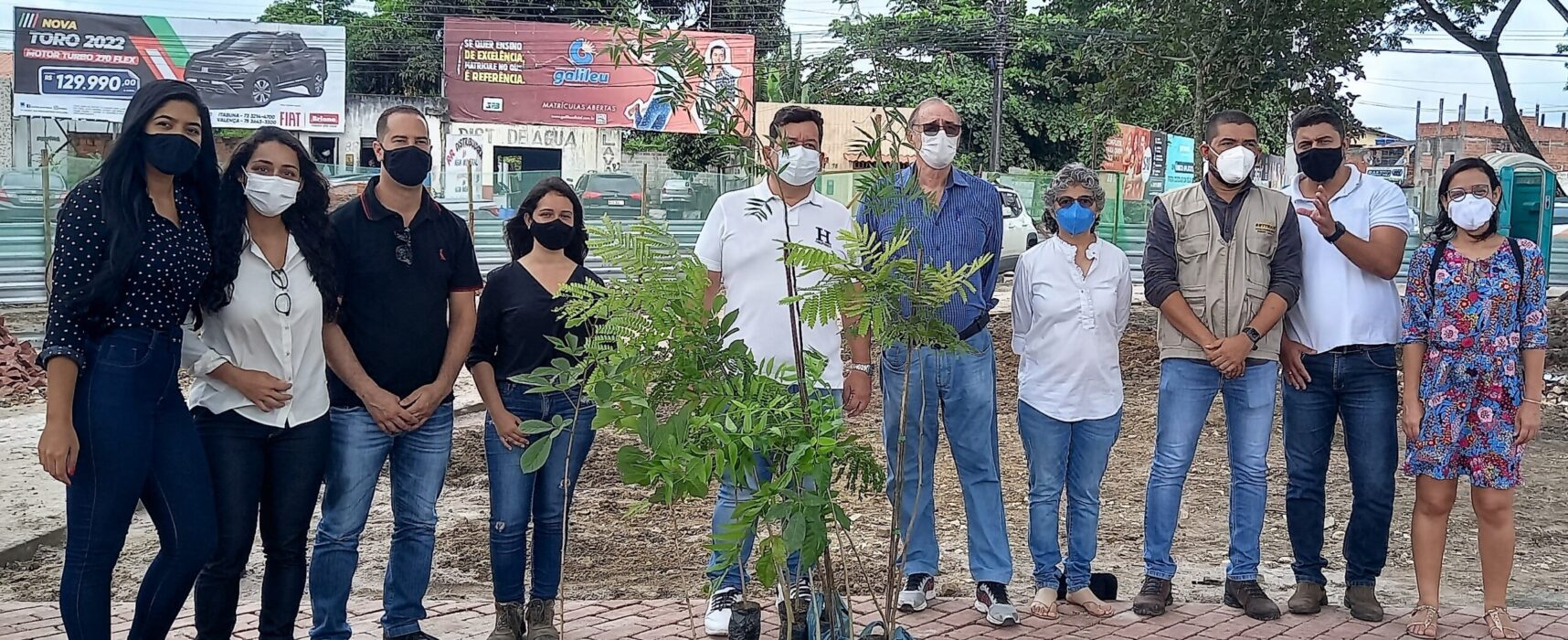 Secretários municipais, engenheiros e técnicos participaram do ato de compensação ambiental em Itabuna