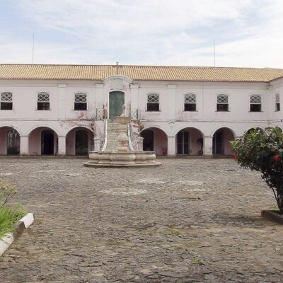Segunda maior instituição do Brasil, sede do Arquivo Público da Bahia pode ser leiloada até esta terça