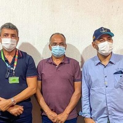 VEREADORES E COELBA DIALOGAM PARA MELHORIA DOS SERVIÇOS EM ILHÉUS