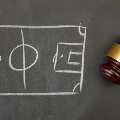 Webinar gratuito “Evolução e Visão Global do Direito Desportivo”.