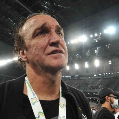 Alegando questões familiares, Cuca deixa o comando do Atlético-MG