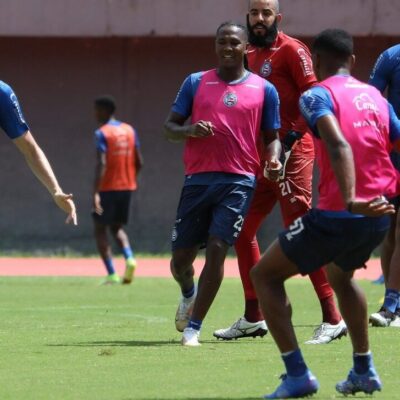 Bahia finaliza preparação e já está em Fortaleza para decisão desta quinta