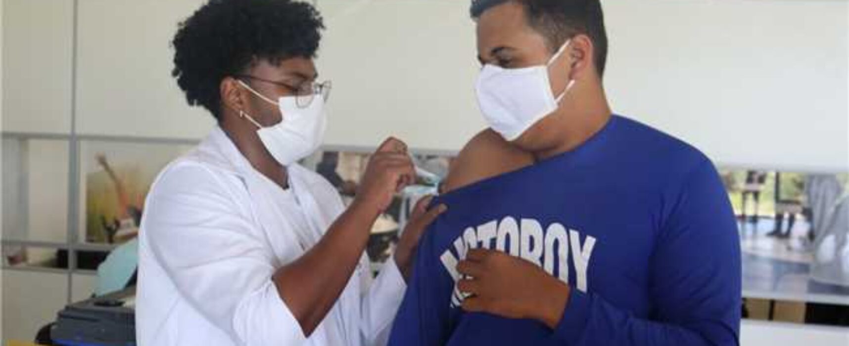 Balanço mensal: Ilhéus já imunizou cerca de 75% da população com as duas doses contra a Covid-19