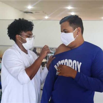 Balanço mensal: Ilhéus já imunizou cerca de 75% da população com as duas doses contra a Covid-19