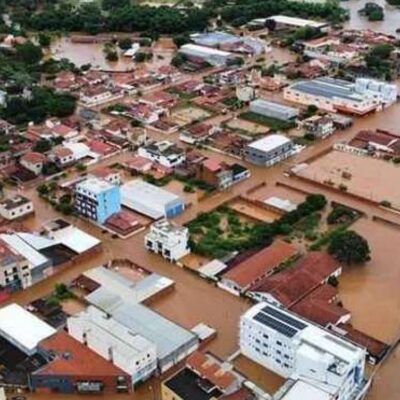 Chuvas em Minas Gerais deixam cidades alagadas e seis pessoas mortas