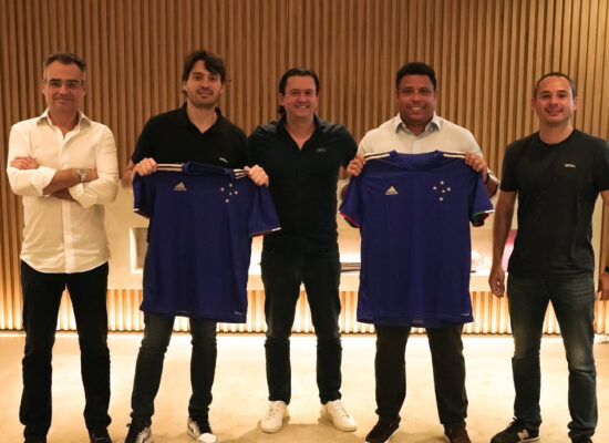 Cruzeiro Esporte Clube anuncia acordo com Ronaldo ‘Fenômeno’