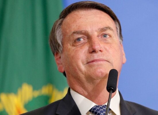 Diante da baixa aprovação nas pesquisas, Bolsonaro pede ‘Datapovo’
