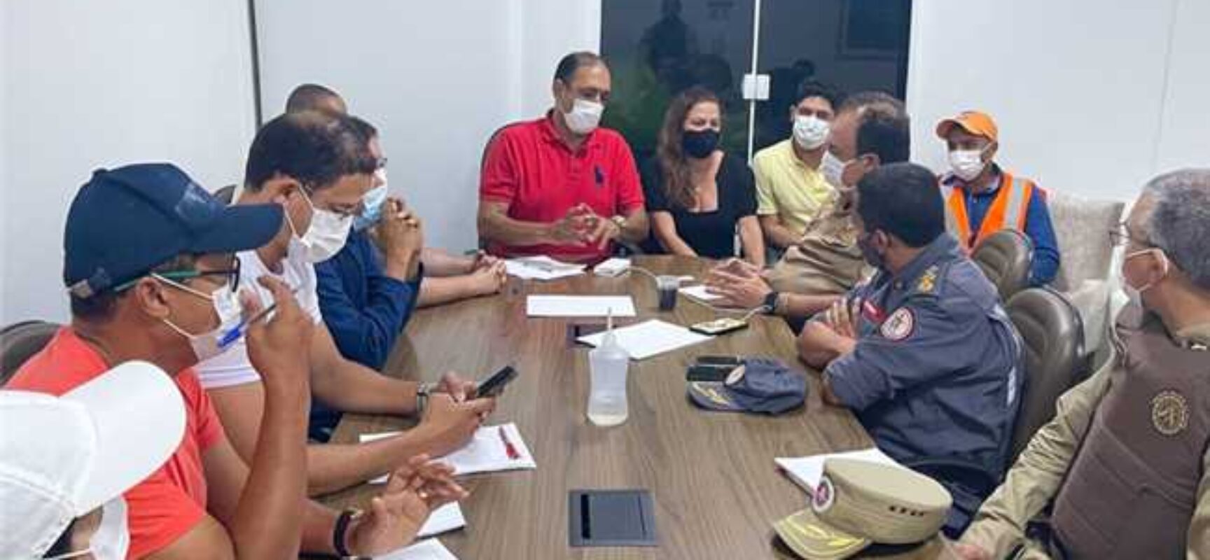 Ilhéus recebe ajuda do governo estadual para reduzir impactos causados pelas chuvas