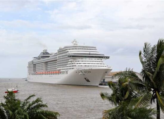 MSC Preziosa abre temporada de cruzeiros em Ilhéus; chegada de navios movimenta comércio da cidade