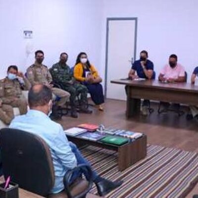 Prefeito Mário Alexandre faz reunião para definir ações emergenciais em áreas afetadas pelas chuvas