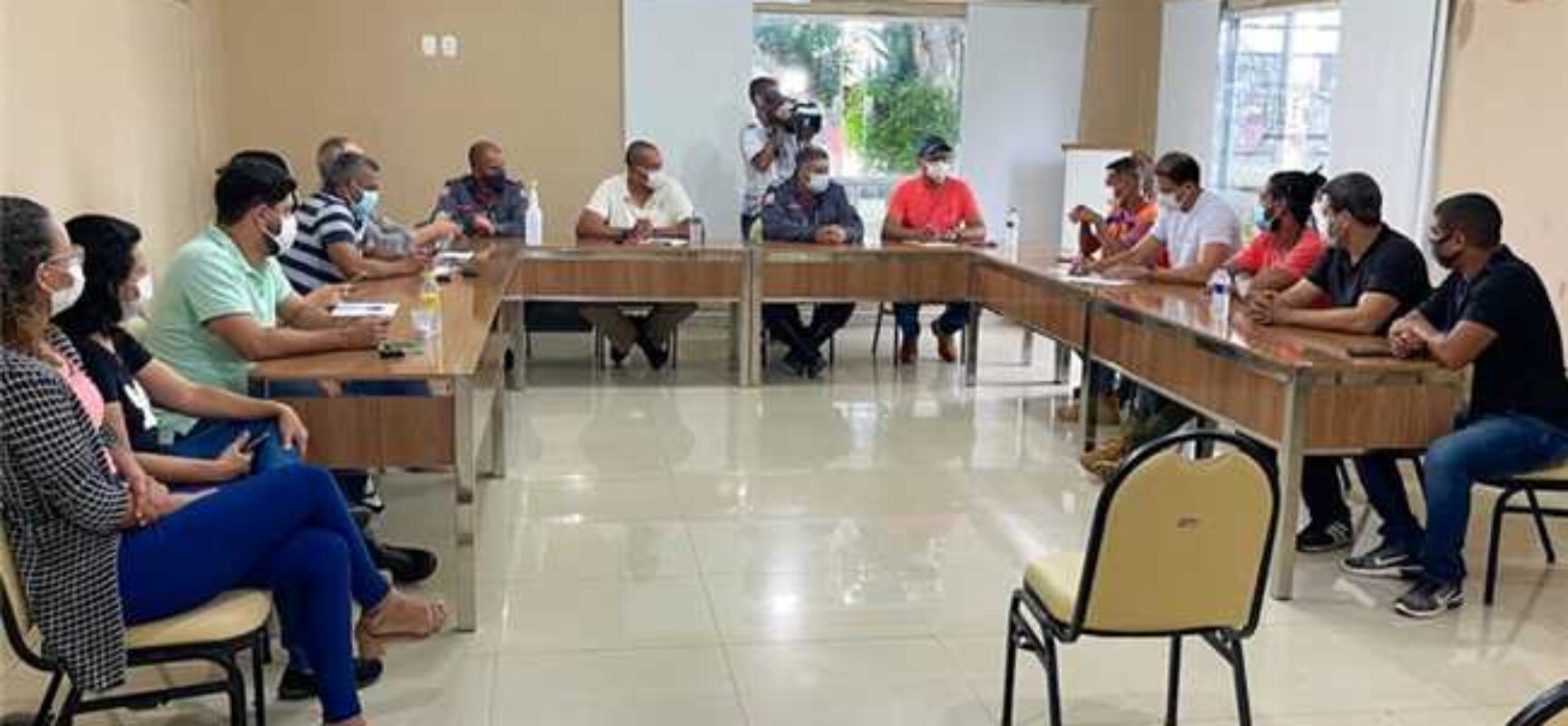 Prefeito Mário Alexandre reúne gabinete de crise para minimizar danos causados pelas chuvas