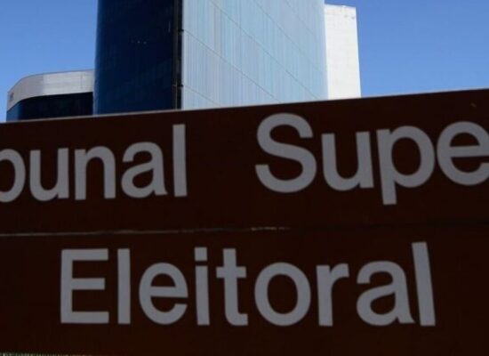 TSE bloqueia R$ 1,2 milhão de blogs bolsonaristas investigados por ataques ao sistema eleitoral