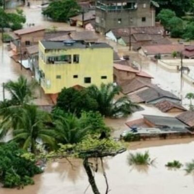 Vacinas e medicamentos foram perdidos em cidades afetadas pelas chuvas na Bahia, diz Rui
