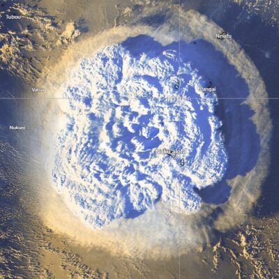 Após tsunami em Tonga, EUA alertam para risco de maremoto
