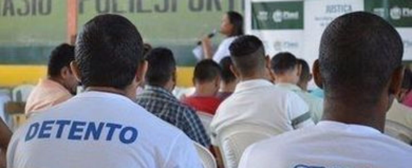 Candidatos fazem a primeira etapa do Enem PPL/2021 neste domingo