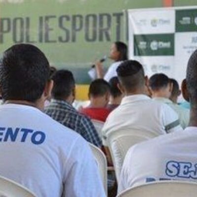 Candidatos fazem a primeira etapa do Enem PPL/2021 neste domingo