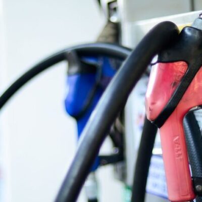 Estados decidem encerrar congelamento de ICMS de combustíveis