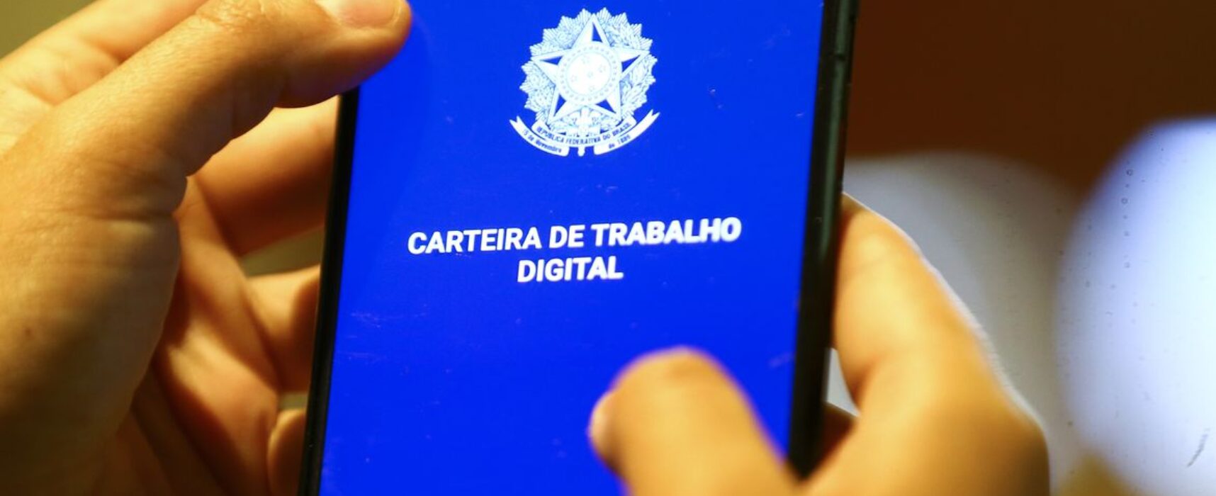 Consulta do PIS/Pasep de até R$ 1.302 já está disponível para trabalhadores