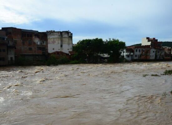 Minas Gerais: chuvas causam 10 mortes em 24 horas