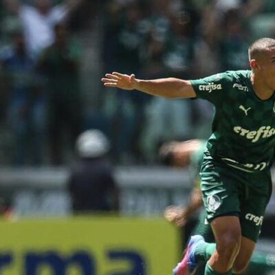 Palmeiras sobra diante do Santos e fatura título inédito da Copinha