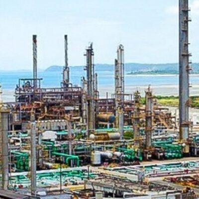 Pela terceira vez em um mês, Refinaria de Mataripe anuncia aumento de combustíveis