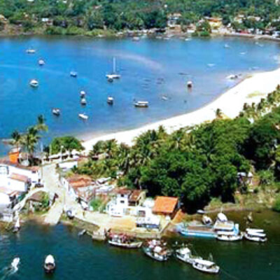 Itacaré recebe etapa da Taça Brasil com atletas em busca da elite do surf nacional