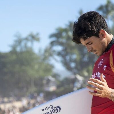 Surfe: Medina anuncia que não disputará 1ª etapa do Circuito Mundial