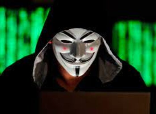 Anonymous declara guerra cibernética à Rússia após invasão da Ucrânia