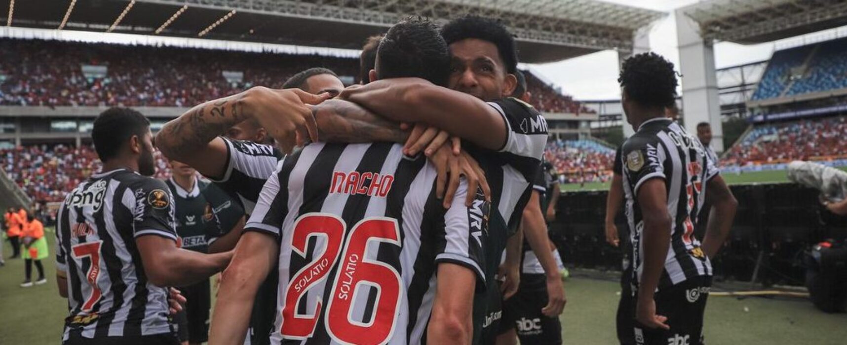 Atlético-MG supera Flamengo nos pênaltis e fatura Supercopa do Brasil