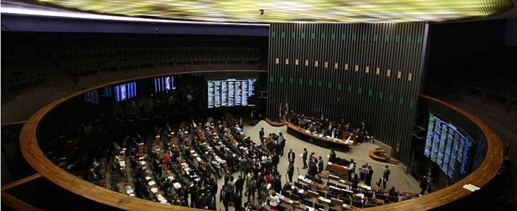 Congresso garante compensação fiscal a emissoras nas eleições