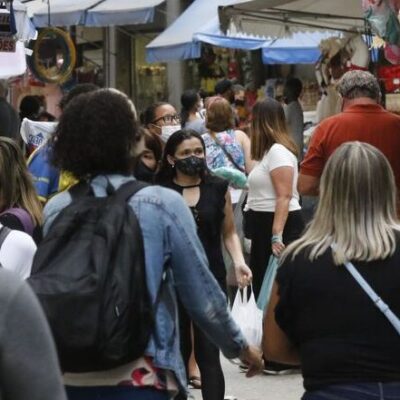 Covid-19: Brasil registra mais de 26,53 milhões de casos confirmados