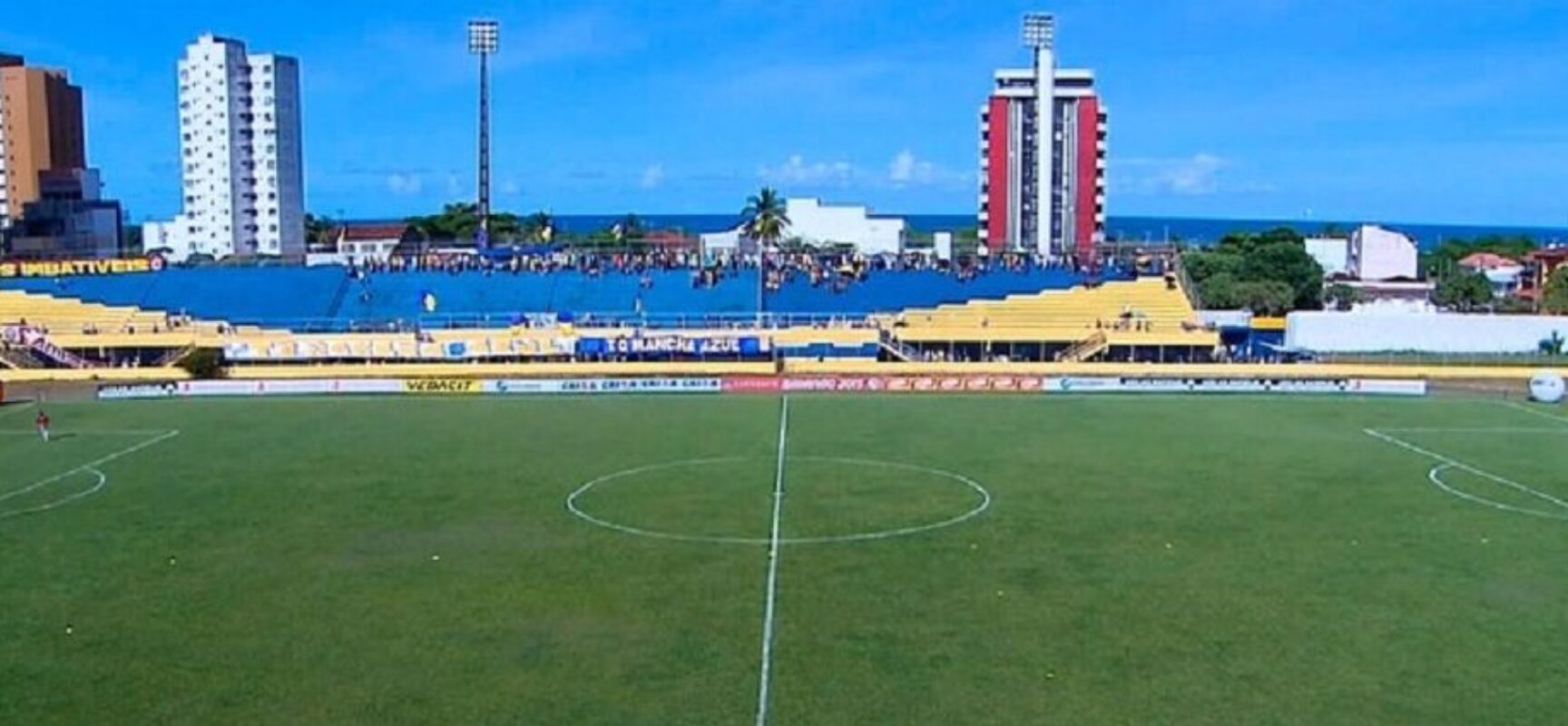 Crédito emergencial e reforma do Estádio Mário Pessoa pautam reunião com Governo da Bahia