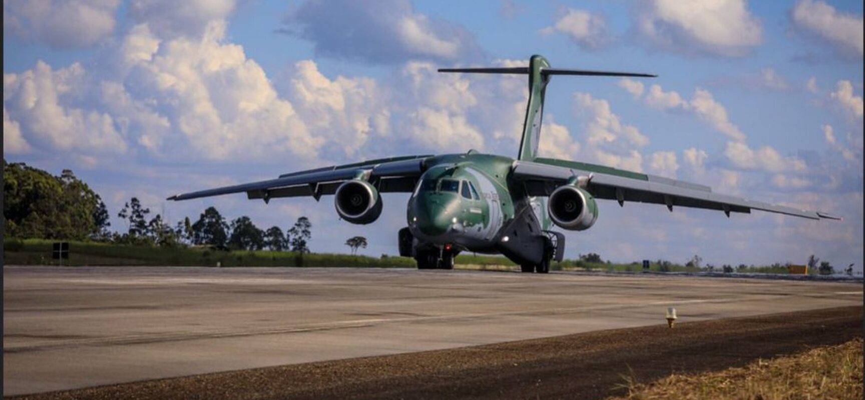 FAB coloca aviões de prontidão para retirada de brasileiros da Ucrânia